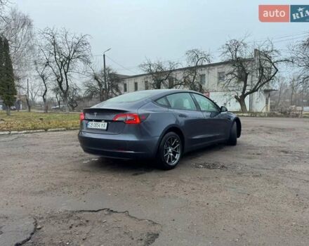 Серый Тесла Модель 3, объемом двигателя 0 л и пробегом 43 тыс. км за 24500 $, фото 5 на Automoto.ua