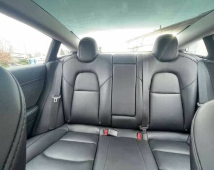 Серый Тесла Модель 3, объемом двигателя 0 л и пробегом 13 тыс. км за 19600 $, фото 10 на Automoto.ua