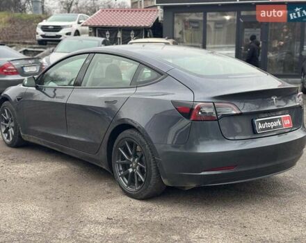 Серый Тесла Модель 3, объемом двигателя 0 л и пробегом 39 тыс. км за 23290 $, фото 7 на Automoto.ua