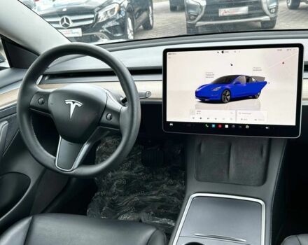 Серый Тесла Модель 3, объемом двигателя 6.3 л и пробегом 11 тыс. км за 20400 $, фото 11 на Automoto.ua