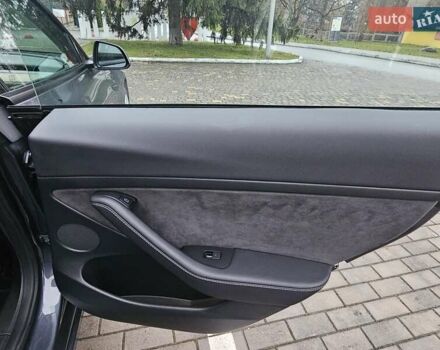 Серый Тесла Модель 3, объемом двигателя 0 л и пробегом 39 тыс. км за 22550 $, фото 20 на Automoto.ua