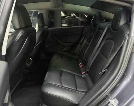 Сірий Тесла Модель 3, об'ємом двигуна 0 л та пробігом 88 тис. км за 20900 $, фото 18 на Automoto.ua