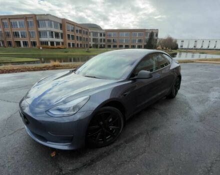 Серый Тесла Модель 3, объемом двигателя 0 л и пробегом 29 тыс. км за 10400 $, фото 2 на Automoto.ua
