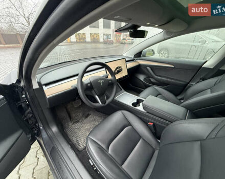 Сірий Тесла Модель 3, об'ємом двигуна 0 л та пробігом 10 тис. км за 18900 $, фото 5 на Automoto.ua