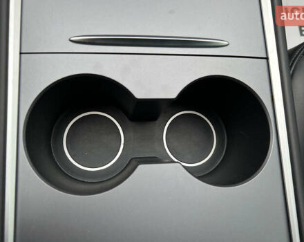 Сірий Тесла Модель 3, об'ємом двигуна 0 л та пробігом 17 тис. км за 26999 $, фото 17 на Automoto.ua