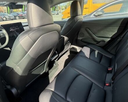 Серый Тесла Модель 3, объемом двигателя 0 л и пробегом 40 тыс. км за 19600 $, фото 3 на Automoto.ua