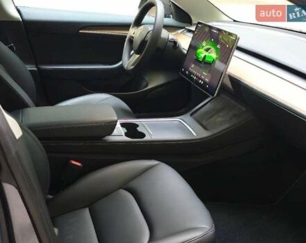 Сірий Тесла Модель 3, об'ємом двигуна 0 л та пробігом 5 тис. км за 18500 $, фото 6 на Automoto.ua