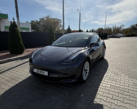 Серый Тесла Модель 3, объемом двигателя 0 л и пробегом 40 тыс. км за 19600 $, фото 2 на Automoto.ua