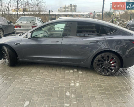 Серый Тесла Модель 3, объемом двигателя 0 л и пробегом 31 тыс. км за 27900 $, фото 2 на Automoto.ua