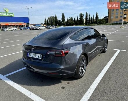Сірий Тесла Модель 3, об'ємом двигуна 0 л та пробігом 41 тис. км за 22000 $, фото 7 на Automoto.ua