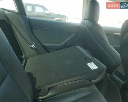 Серый Тесла Модель 3, объемом двигателя 0 л и пробегом 48 тыс. км за 14000 $, фото 10 на Automoto.ua