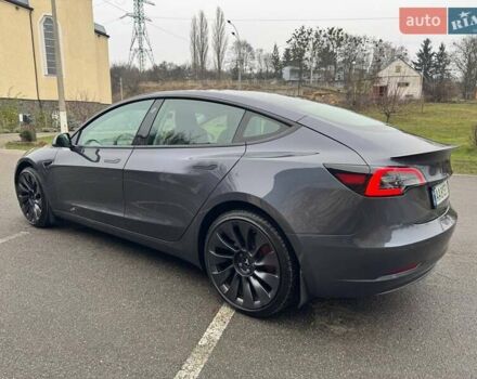 Серый Тесла Модель 3, объемом двигателя 0 л и пробегом 49 тыс. км за 24200 $, фото 5 на Automoto.ua