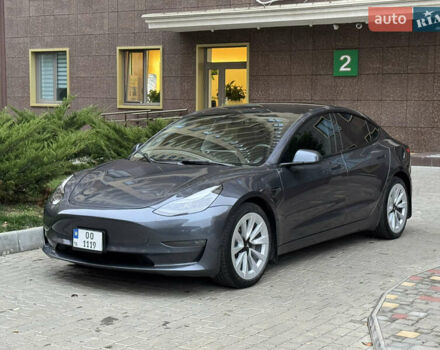 Сірий Тесла Модель 3, об'ємом двигуна 0 л та пробігом 28 тис. км за 23900 $, фото 5 на Automoto.ua