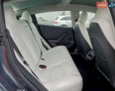 Сірий Тесла Модель 3, об'ємом двигуна 0 л та пробігом 24 тис. км за 7600 $, фото 10 на Automoto.ua