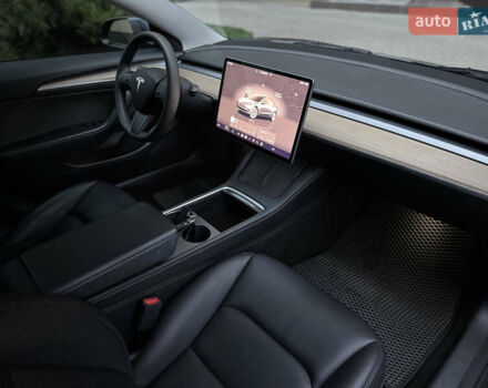 Сірий Тесла Модель 3, об'ємом двигуна 0 л та пробігом 28 тис. км за 23900 $, фото 31 на Automoto.ua