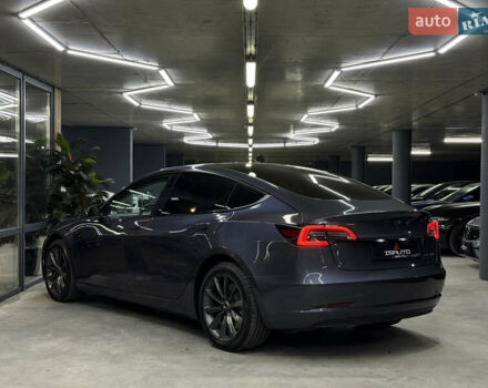 Серый Тесла Модель 3, объемом двигателя 0 л и пробегом 88 тыс. км за 20900 $, фото 10 на Automoto.ua