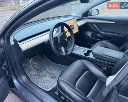 Серый Тесла Модель 3, объемом двигателя 0 л и пробегом 43 тыс. км за 24500 $, фото 14 на Automoto.ua