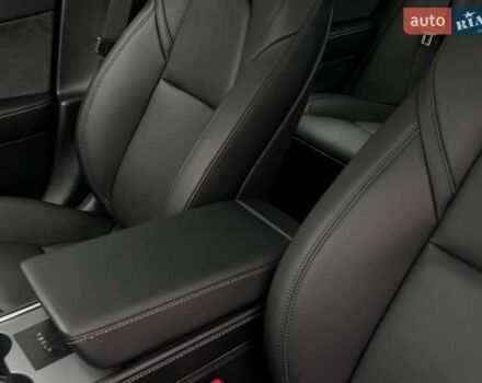 Серый Тесла Модель 3, объемом двигателя 0 л и пробегом 4 тыс. км за 20793 $, фото 19 на Automoto.ua