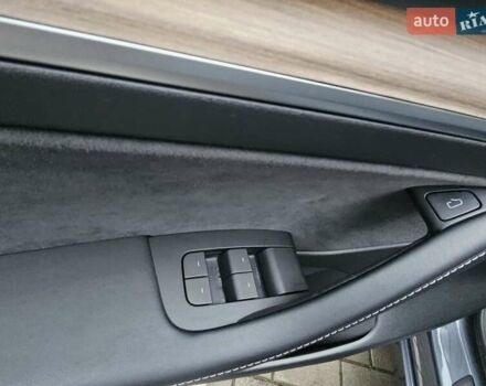 Серый Тесла Модель 3, объемом двигателя 0 л и пробегом 39 тыс. км за 22550 $, фото 34 на Automoto.ua