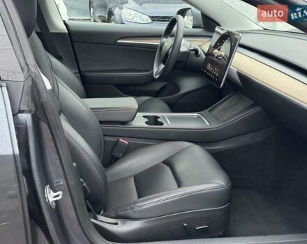 Серый Тесла Модель 3, объемом двигателя 0 л и пробегом 39 тыс. км за 23290 $, фото 24 на Automoto.ua