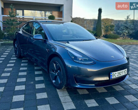 Серый Тесла Модель 3, объемом двигателя 0 л и пробегом 69 тыс. км за 18999 $, фото 7 на Automoto.ua
