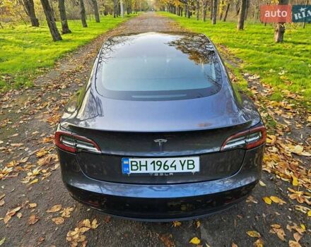Серый Тесла Модель 3, объемом двигателя 0 л и пробегом 52 тыс. км за 21490 $, фото 8 на Automoto.ua