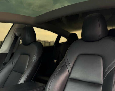 Серый Тесла Модель 3, объемом двигателя 0 л и пробегом 52 тыс. км за 24000 $, фото 8 на Automoto.ua