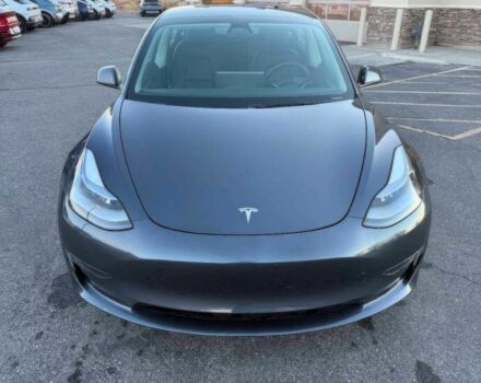 Сірий Тесла Модель 3, об'ємом двигуна 0 л та пробігом 21 тис. км за 4300 $, фото 1 на Automoto.ua