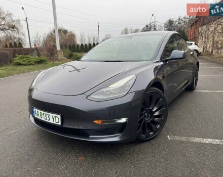Серый Тесла Модель 3, объемом двигателя 0 л и пробегом 49 тыс. км за 24200 $, фото 2 на Automoto.ua
