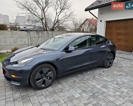 Сірий Тесла Модель 3, об'ємом двигуна 0 л та пробігом 26 тис. км за 20499 $, фото 2 на Automoto.ua