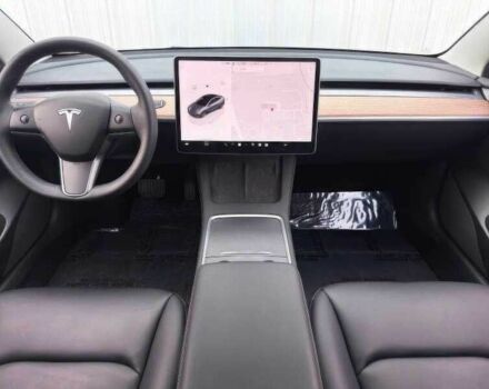Серый Тесла Модель 3, объемом двигателя 0 л и пробегом 19 тыс. км за 13000 $, фото 11 на Automoto.ua