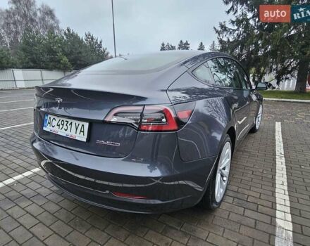 Серый Тесла Модель 3, объемом двигателя 0 л и пробегом 39 тыс. км за 22550 $, фото 4 на Automoto.ua