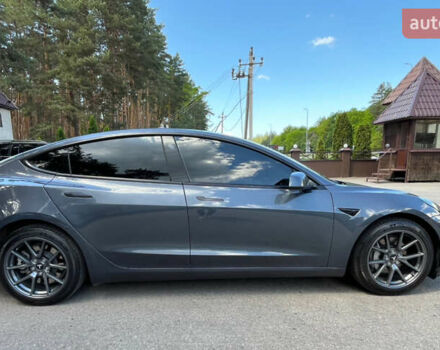 Сірий Тесла Модель 3, об'ємом двигуна 0 л та пробігом 25 тис. км за 26000 $, фото 3 на Automoto.ua