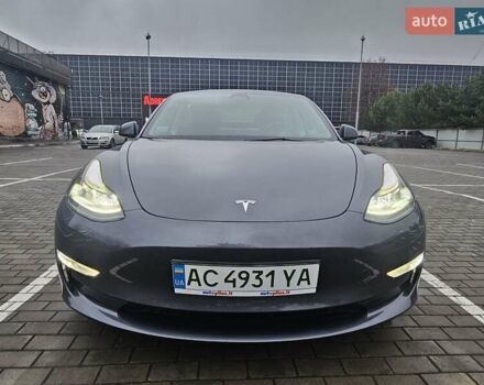 Серый Тесла Модель 3, объемом двигателя 0 л и пробегом 39 тыс. км за 22550 $, фото 13 на Automoto.ua