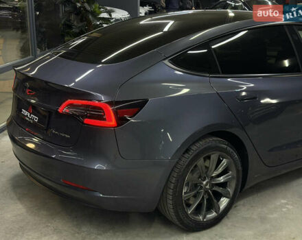 Серый Тесла Модель 3, объемом двигателя 0 л и пробегом 88 тыс. км за 20900 $, фото 15 на Automoto.ua