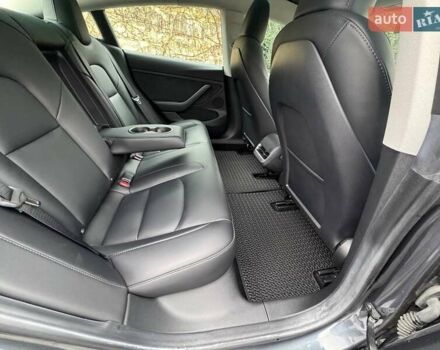 Серый Тесла Модель 3, объемом двигателя 0 л и пробегом 49 тыс. км за 24200 $, фото 33 на Automoto.ua