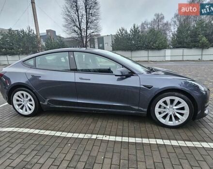 Серый Тесла Модель 3, объемом двигателя 0 л и пробегом 39 тыс. км за 22550 $, фото 1 на Automoto.ua