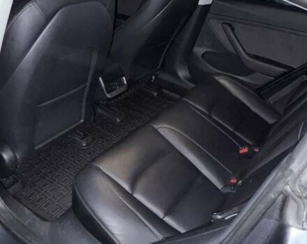 Сірий Тесла Модель 3, об'ємом двигуна 0 л та пробігом 22 тис. км за 23000 $, фото 4 на Automoto.ua