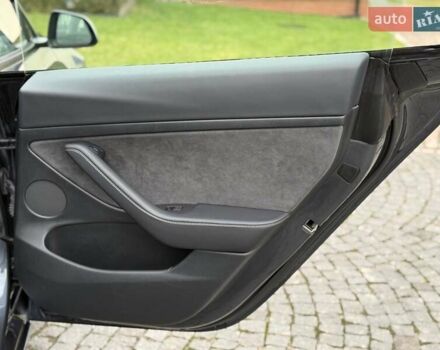 Сірий Тесла Модель 3, об'ємом двигуна 0 л та пробігом 44 тис. км за 20499 $, фото 61 на Automoto.ua