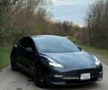 Серый Тесла Модель 3, объемом двигателя 0 л и пробегом 73 тыс. км за 22900 $, фото 4 на Automoto.ua