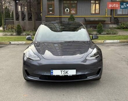 Серый Тесла Модель 3, объемом двигателя 0 л и пробегом 45 тыс. км за 24999 $, фото 2 на Automoto.ua