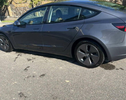 Серый Тесла Модель 3, объемом двигателя 0 л и пробегом 43 тыс. км за 23500 $, фото 4 на Automoto.ua