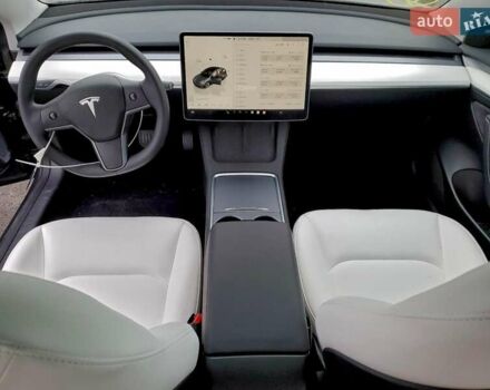 Сірий Тесла Модель 3, об'ємом двигуна 0 л та пробігом 24 тис. км за 7600 $, фото 9 на Automoto.ua