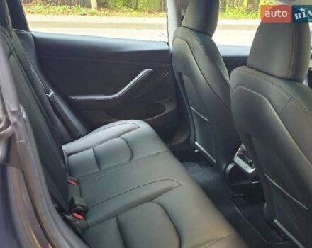 Сірий Тесла Модель 3, об'ємом двигуна 0 л та пробігом 5 тис. км за 18500 $, фото 9 на Automoto.ua