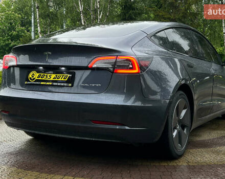 Сірий Тесла Модель 3, об'ємом двигуна 0 л та пробігом 17 тис. км за 26999 $, фото 6 на Automoto.ua