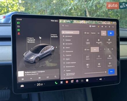 Серый Тесла Модель 3, объемом двигателя 0 л и пробегом 19 тыс. км за 24999 $, фото 24 на Automoto.ua