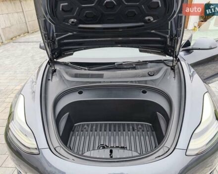Сірий Тесла Модель 3, об'ємом двигуна 0 л та пробігом 26 тис. км за 20499 $, фото 28 на Automoto.ua