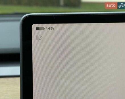 Сірий Тесла Модель 3, об'ємом двигуна 0 л та пробігом 44 тис. км за 20499 $, фото 88 на Automoto.ua