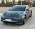 Серый Тесла Модель 3, объемом двигателя 0 л и пробегом 60 тыс. км за 20500 $, фото 2 на Automoto.ua