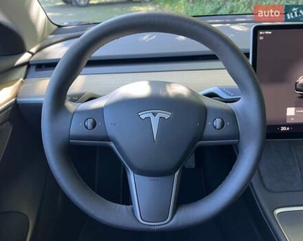 Серый Тесла Модель 3, объемом двигателя 0 л и пробегом 19 тыс. км за 24999 $, фото 13 на Automoto.ua